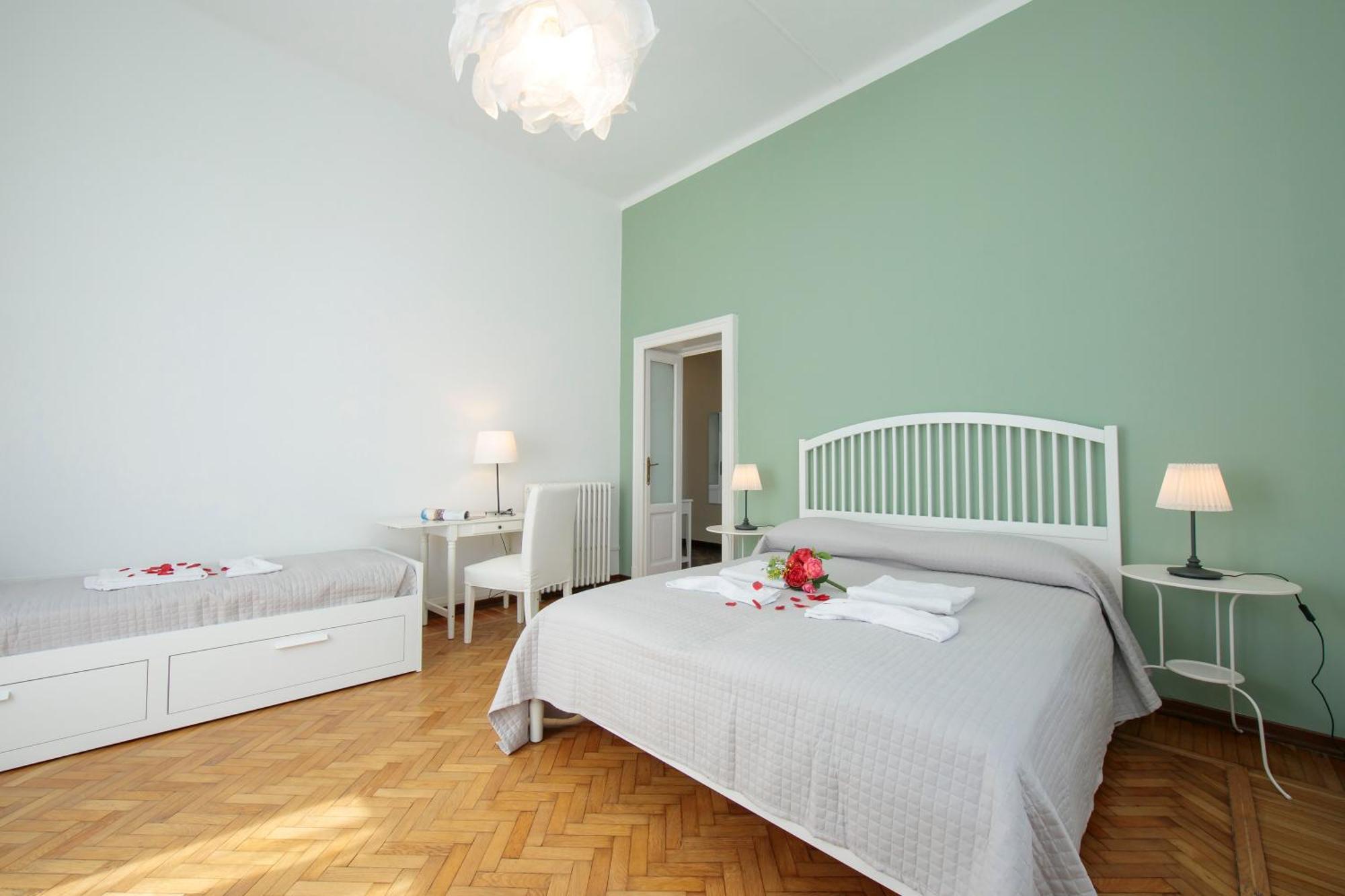 Residenza Oleandro Lake View Luino Center - Happy Rentals Eksteriør billede