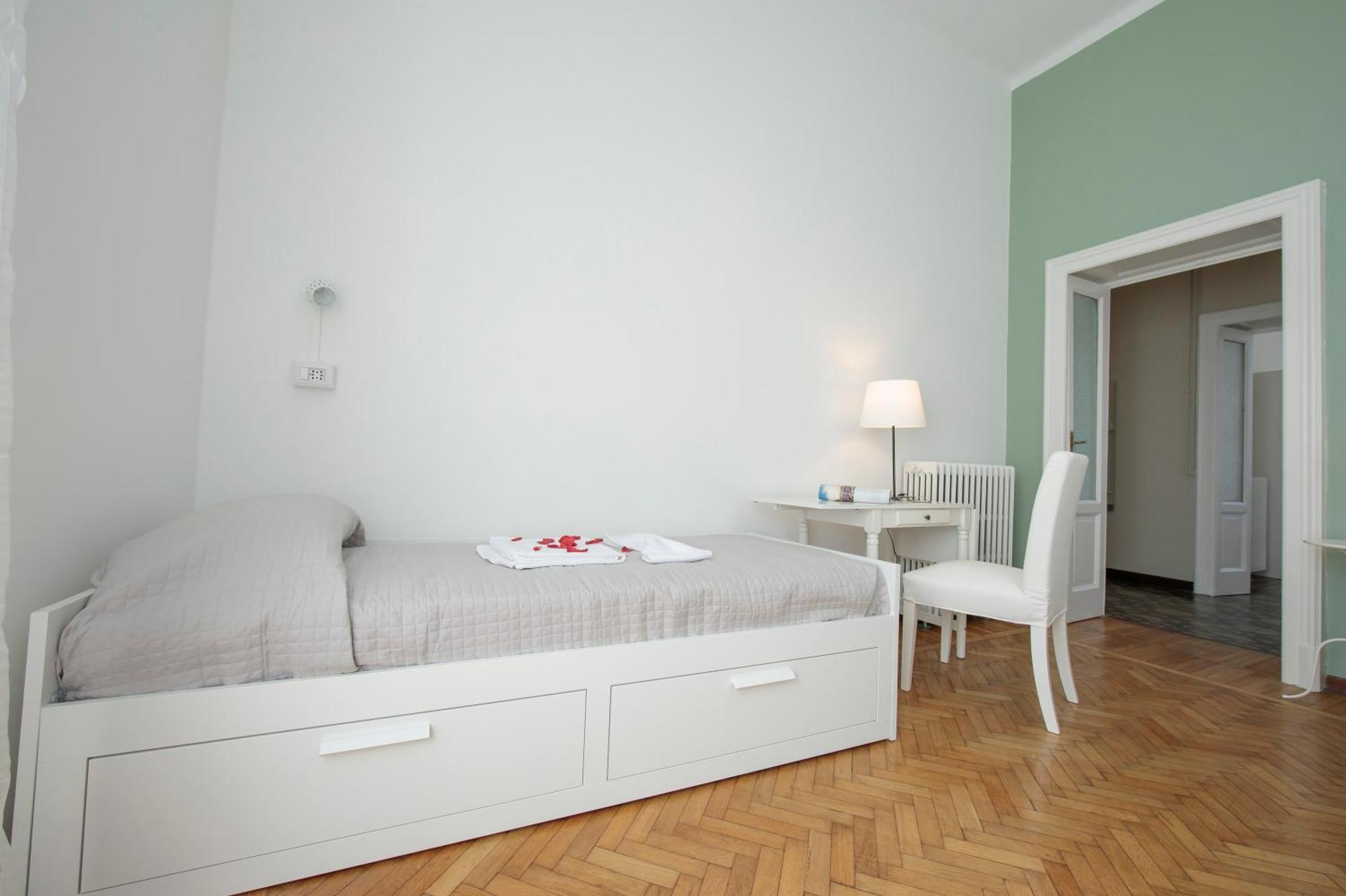 Residenza Oleandro Lake View Luino Center - Happy Rentals Eksteriør billede