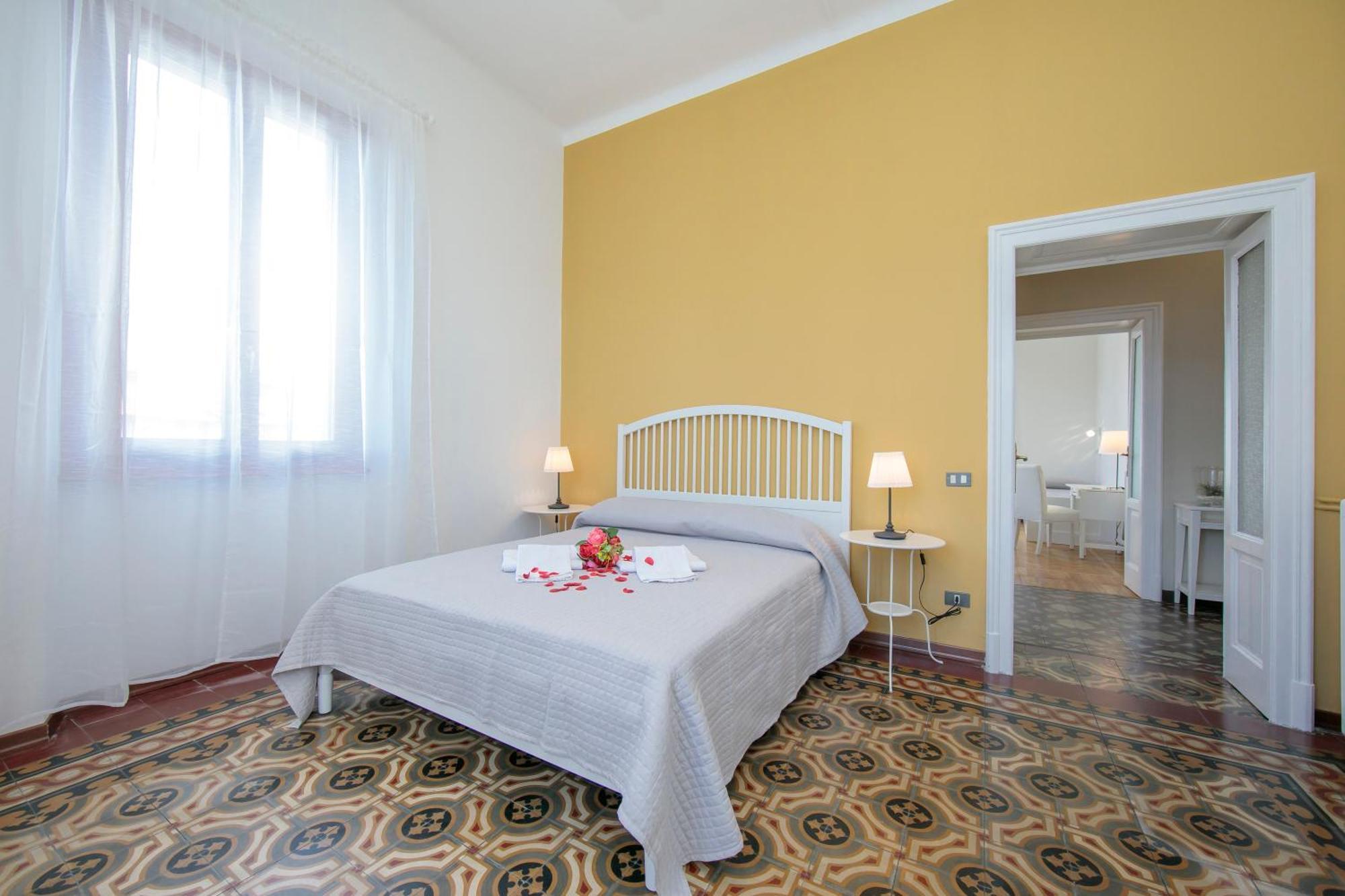 Residenza Oleandro Lake View Luino Center - Happy Rentals Eksteriør billede