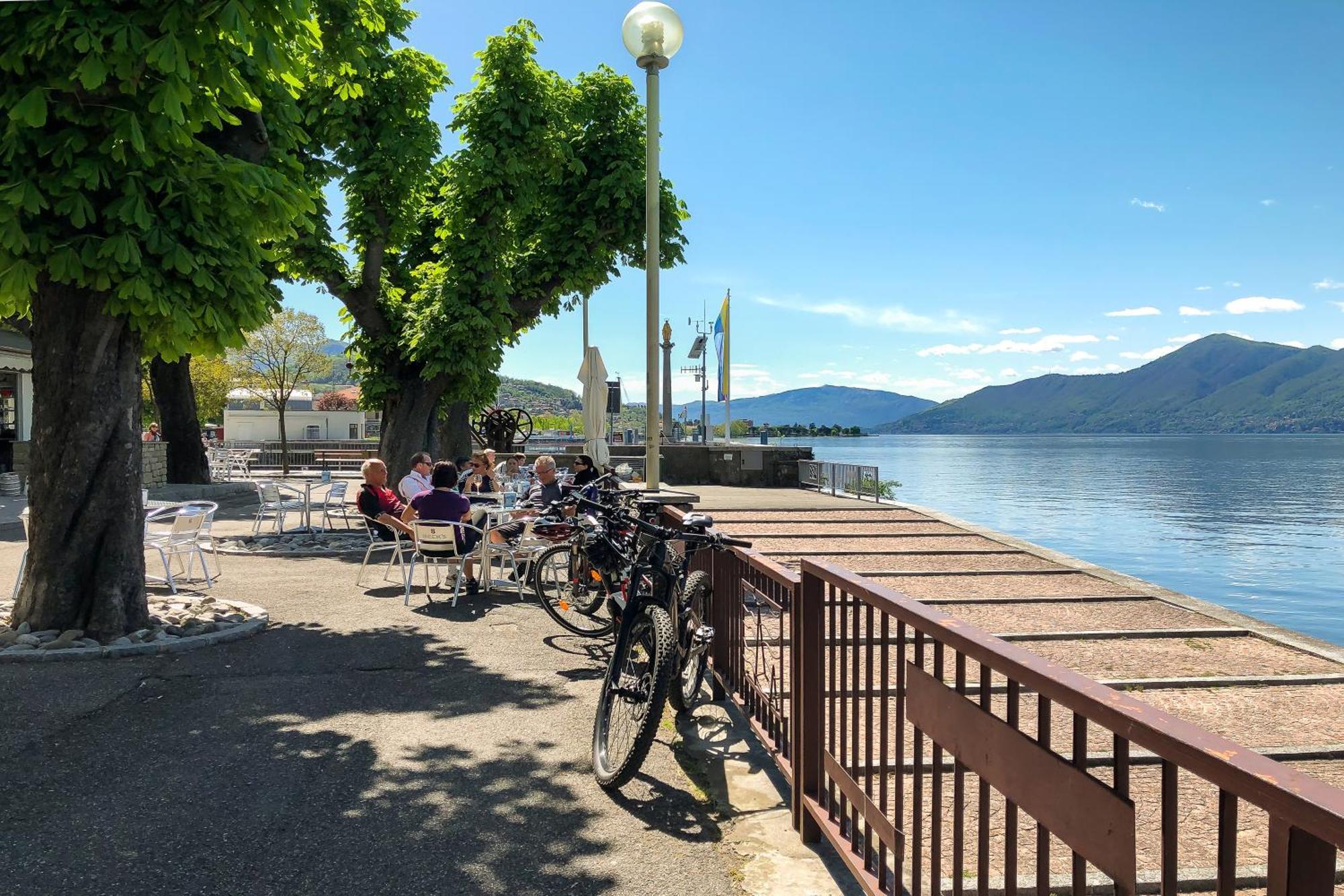 Residenza Oleandro Lake View Luino Center - Happy Rentals Eksteriør billede